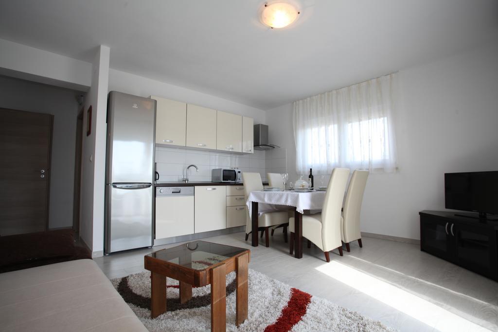 Apartments Villa Vetma Kaštela Cameră foto